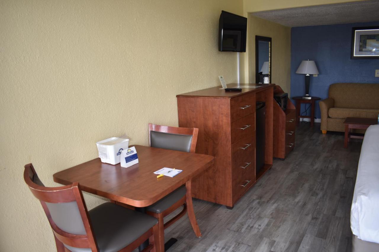 Days Inn By Wyndham Wildwood I-75 Luaran gambar