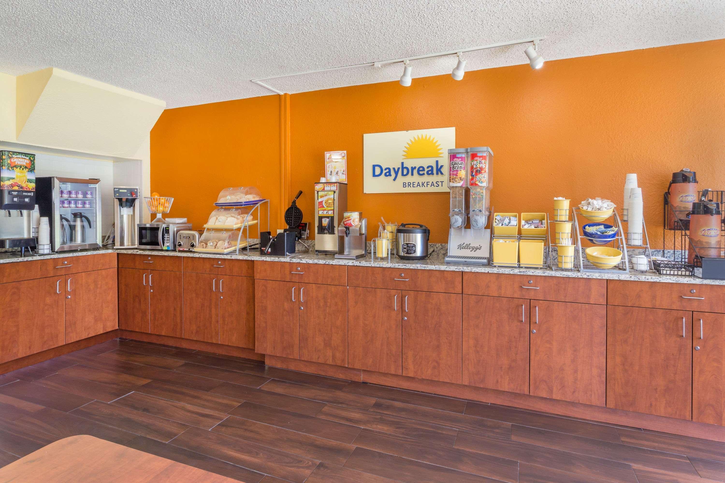 Days Inn By Wyndham Wildwood I-75 Luaran gambar