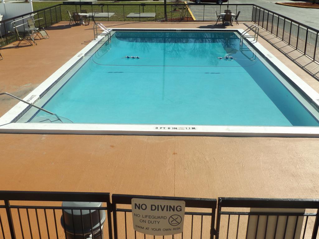 Days Inn By Wyndham Wildwood I-75 Luaran gambar